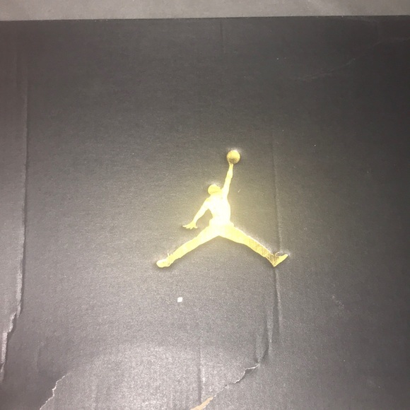 Jordan 1 yellow toe mid original price 295